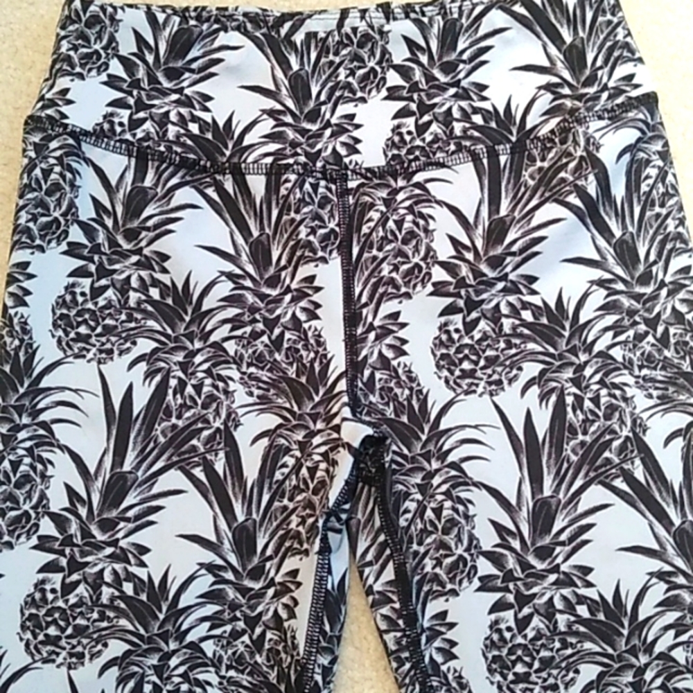 EVCR women's athletic workout leggings with a cool pineapple design. - Picture 3 of 4